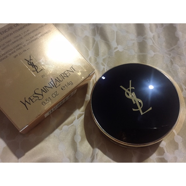 YSL fusion ink cushion foundation No.020