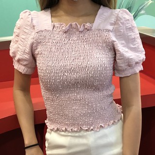 เสื้อครอปสีชมพู แขนตุ๊กตา มือสอง