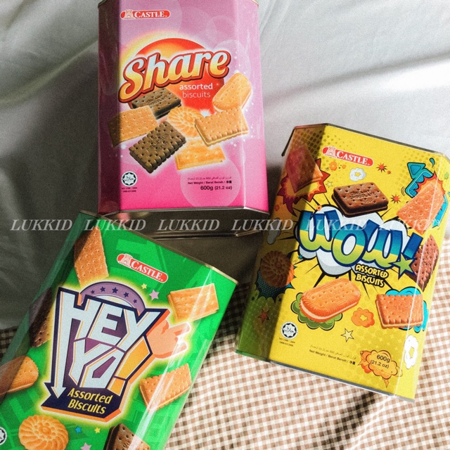 CASTLE : ASSORTED BISCUITS ขนมปังปี๊บ บิสกิตหลากรส หลากสี