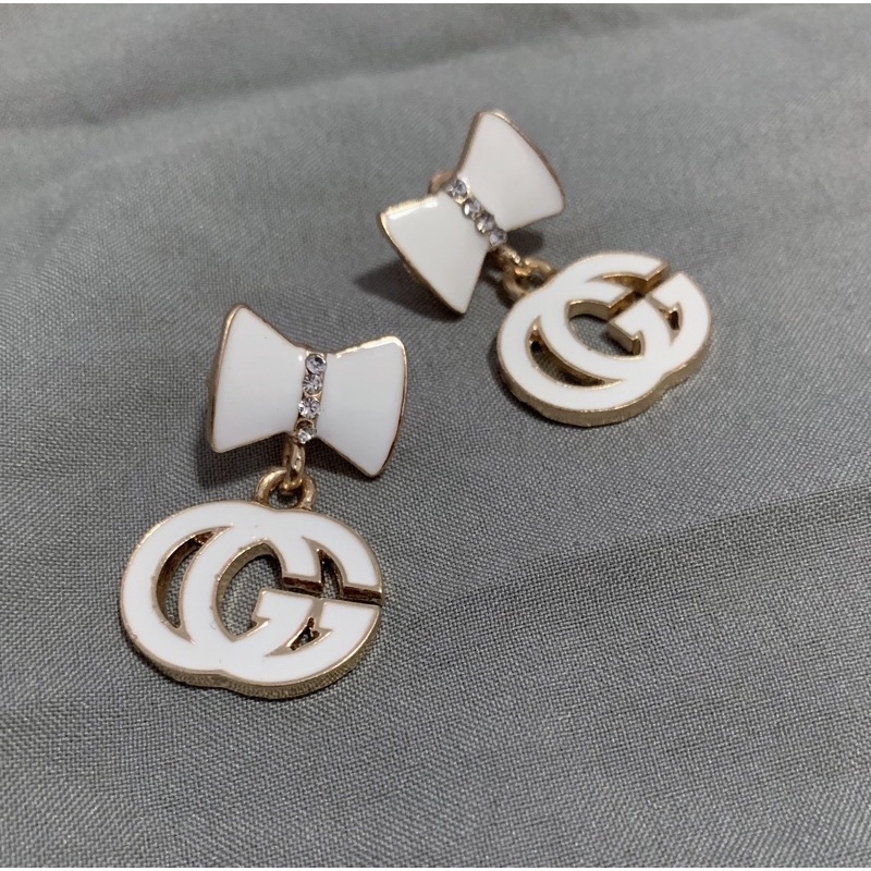 ต่างหู Gucci รูปโบว์