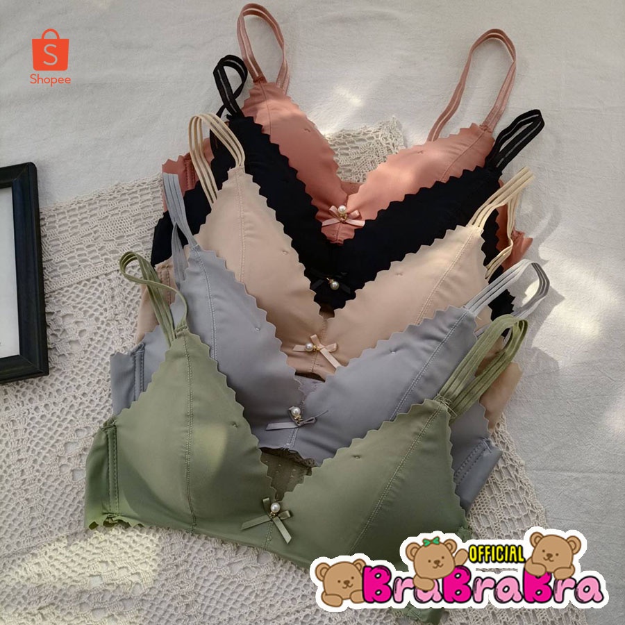 𝑩𝒓𝒂𝑩𝒓𝒂𝑩𝒓𝒂 บราไร้โครง ชุดชั้นใน ใส่สบาย ผ้าลื่น มีฟองน้ำ ดันทรง #bra-149