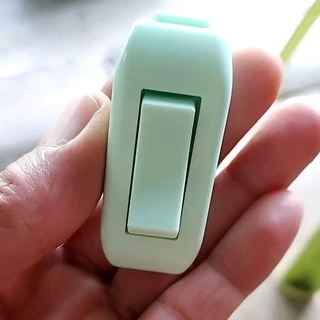 วีน่าVENA สวิตซ์ไฟกลางทาง เปิดปิดไฟ ขันน็อต ชมพู เขียว เทา.คละสี Cord Switch On-Off 6A 250V รุ่น PS0621 ไม่ลามไฟ