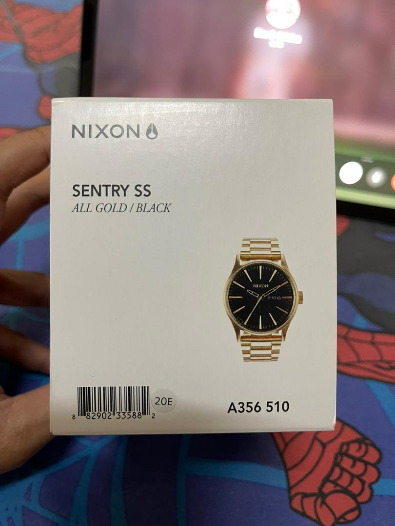 驚きの価格 専用！NIXON SENTRY SSピンクゴールド定価37000+税