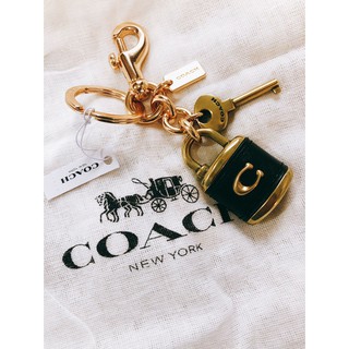 Coach แท้ ✔️ พร้อมส่ง พวงกุญแจห้อยกระเป๋า | Coach Lock and Key Bag Charm