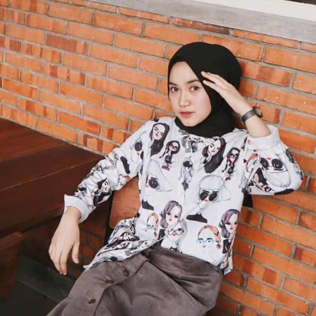 KEMEJA RETRO VOGUE GIRL SHIRT - MONALISA PATTERN SHIRT 94 CM