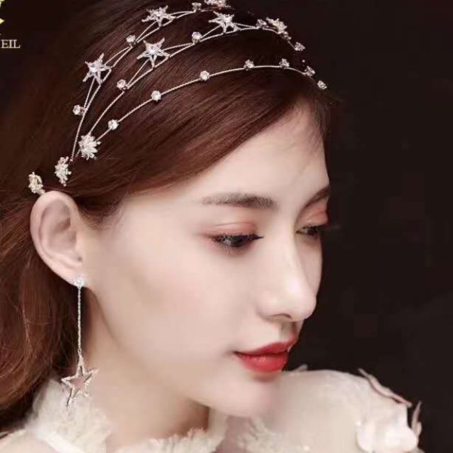 ที่คาดผมก็ได้ไช้กิ๊ฟหนีบข้างกะเส้นผม