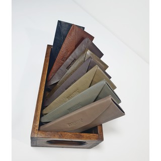 กล่องแว่นหนังแท้ Parmida รุ่น Leather Glasses Folding Triangle Case
