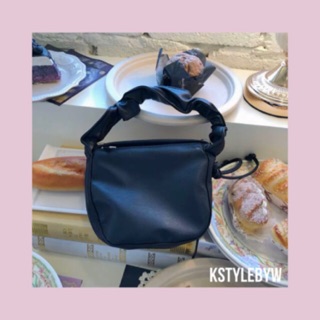 KstylebyW | 💗Cloud Candy Bag💗พร้อมส่ง กระเป๋าถือหรือสะพายสายย่น