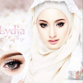คอนแทคเลนส์ Sweety Plus ลาย Lydia