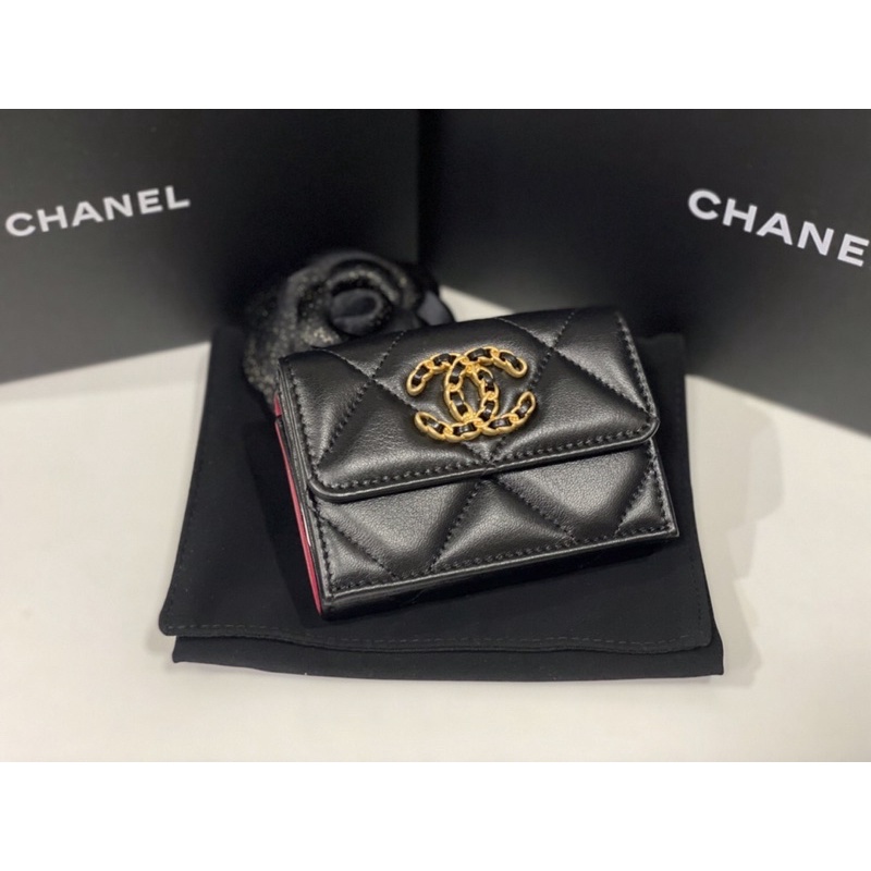 New Chanel19 small wallet แท้พร้อมใบเสร็จ 12/21 ผ่อน0%