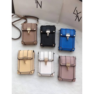 กระเป๋าสะพาย กระใส่มือถือสะพายได้ Lyn Mini Crossbody คอลเลคชั่นใหม่ กระเป๋าใส่โทรศัพท์