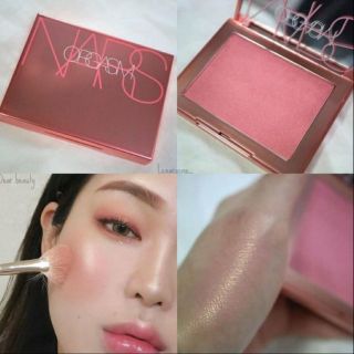 บลัชออน NARS ORGASM BLUSH 8g. LIMITED EDITION
สีส้มพีชอมชมพูประกายทอง สีขายดีอันดับ 1 ของนาร์สบลัชออนในเฉดสียอดนิยม 