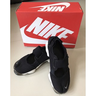 รองเท้า nike air rift แท้ ไซส์25cm