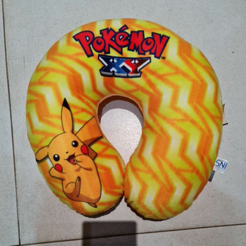 DREAMTOYS96 หมอนรองคอลายโปเกมอนปิกาจู