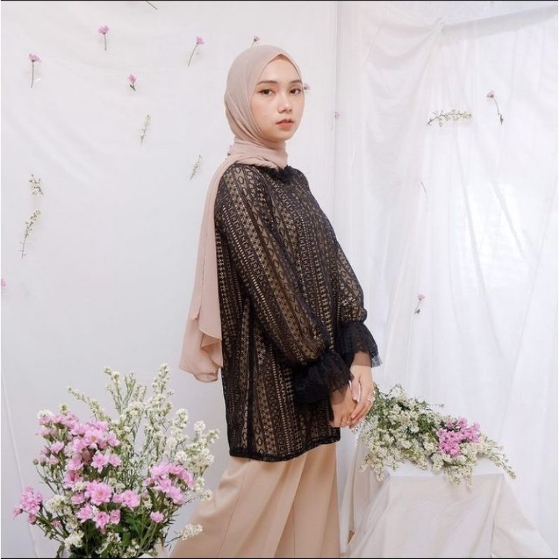 พร้อม VOILE TOP BY EDMEE OUTFIT