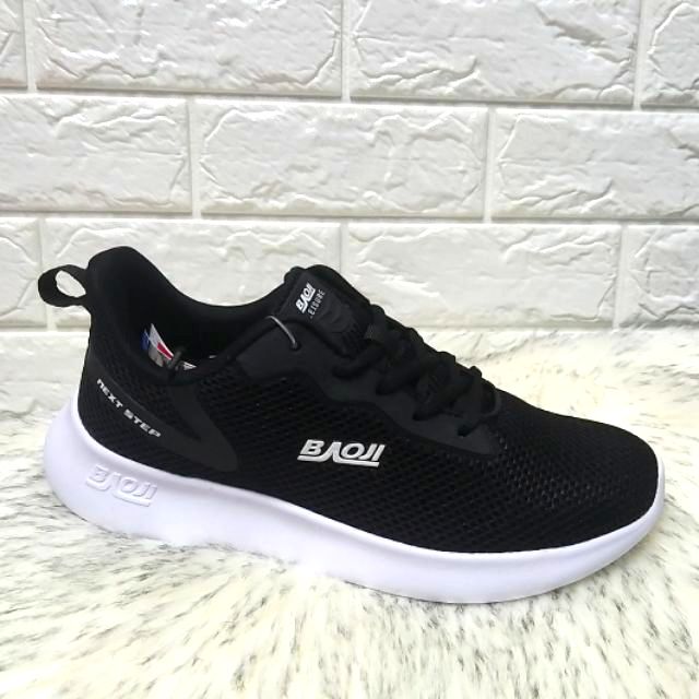 Baojiบาโอจิ สีดำ รุ่นBJW652 รองเท้าผ้าใบผู้หญิง  size37-41 ฿590