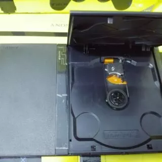Ps2 (playstation​ 2​)refurbished ใหม่ เล่นเเผ่นก็อบเเผ่นเเท้usbได้ครบกล่อง​พร้อม​เล่น