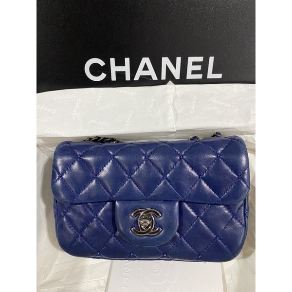 Used Chanel mini 7 sac blue color holo 17 รุ่นลิมิเตด แท้100% สภาพสวย ปักคริสตัลทั้งใบ