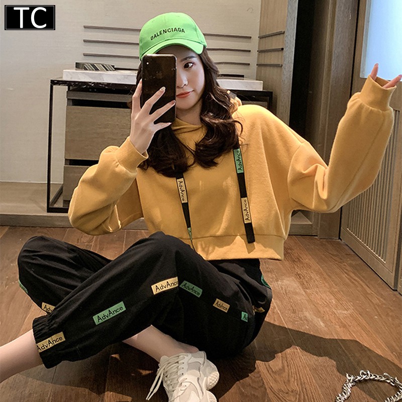 TC ชุดเซ็ต 2 ชิ้น เสื้อฮู้ดแขนยาว แฟชั่นผู้หญิงสไตล์เกาหลี ดีไซน์สวยงาม ทันสมัย New Fashion women's รุ่น2732