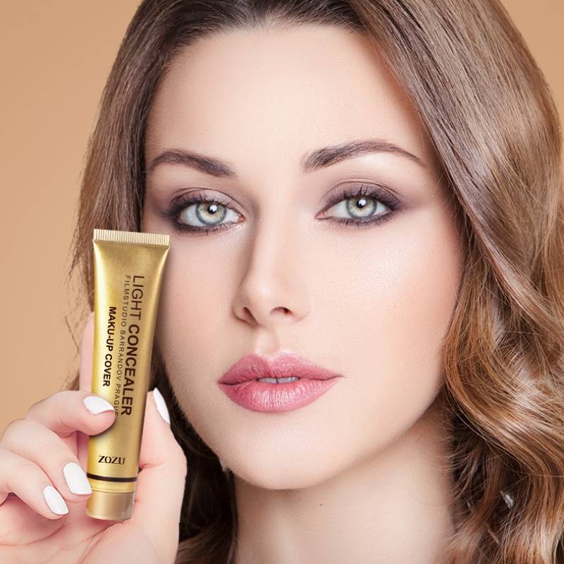 C130.ZOZU Golden Tube คอนซีลเลอร์ มอยส์เจอร์ไรซิ่ง ปรับสีผิวให้กระจ่างใสคอนซีลเลอร์หลอดสีทองปกปิด