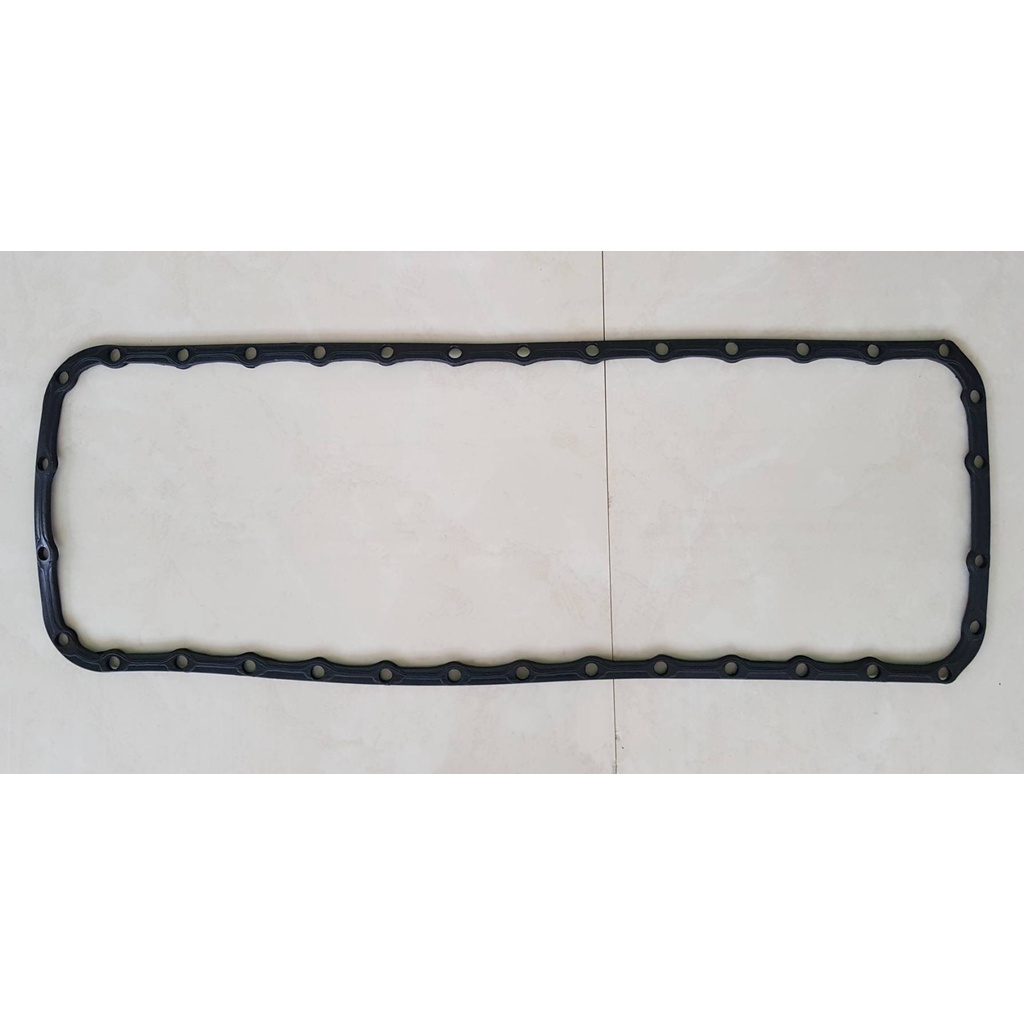 ยางก้นแคร้ง ISUZU DEGA ,6HK1,6HE1 เส้นละ380บาท