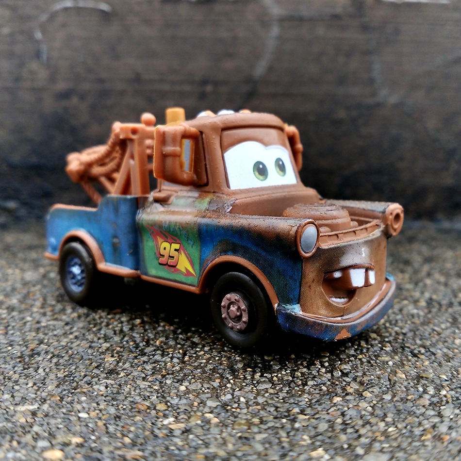 Mcqueen โมเดลรถแข่ง Pixar Cars 2 3 Race Team Mater โลหะ 1:55 ทรงหลวม ของเล่นสําหรับเด็ก
