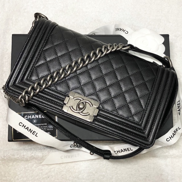 chanel boy 10 caviar