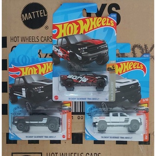 Hotwheels รถเหล็ก 1/64 Chevy รถเหล็กราคาถูกเลือกแบบได้ สามารถซื้อรวมกันกับคันอื่นได้ (ดูสินค้าอื่นๆในร้านคลิกที่รูปร้าน)