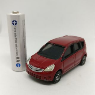 Nissan Note by tomica