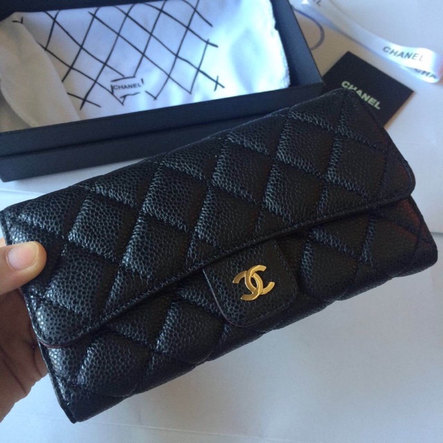 Chanel boy wallet hi-end ตารางตรง เลข holo ตรง อุปกรณครบยกเซต  line : @amm9229l  (ใส่ @ ด้วยนะค่ะ)