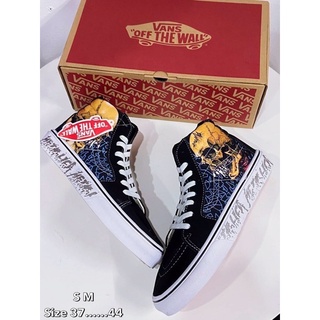 รองเท้าผ้าใบ vans hi end พร้อมอุปกรณ์ ส่งฟรีคะ