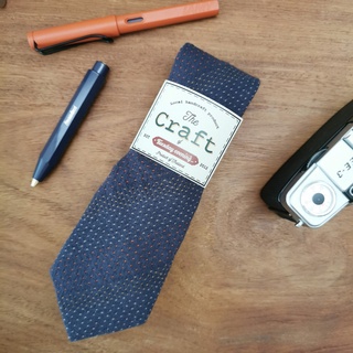 The Craft Navy Cotton Stitchy Dot Mix Necktie เนคไทสีน้ำเงินลายจุด