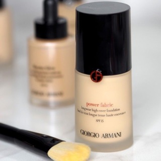 Giorgio Armani Power Fabric Foundation