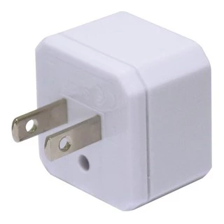 Toshino ปลั๊กแปลง 2 ขา แบน รุ่น EA-E รองรับไฟ 3,500W ด้วยเทคโนโลยีพิเศษ