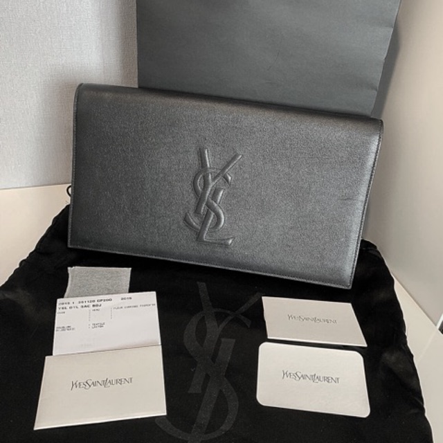 YSL:SAINT LAURENT 2015 🖤Clutch:BLACK  สภาพ 99% ขอบมุมไม่ถลอก สวยใหม่ 🖤 อุปกรณ์ครบ : การ์ด หนังตัวอย่
