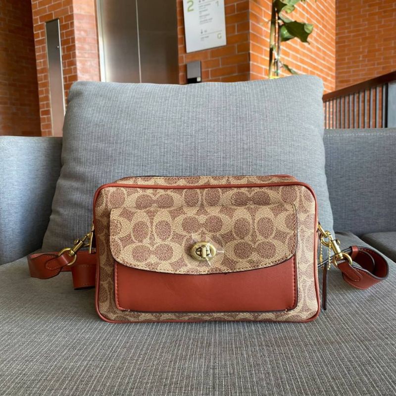 COACH 640 CASSIE CAMERA BAG