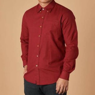 เสื้อเชิ้ต Oxford สีแดง CRIMSON