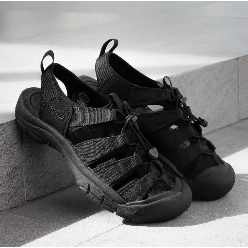Keen newport พร้อมส่ง แท้ 💯