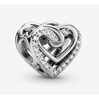 [พร้อมส่ง สินค้าแท้ 💯] Pandora Sparkling Entwined Hearts Charm