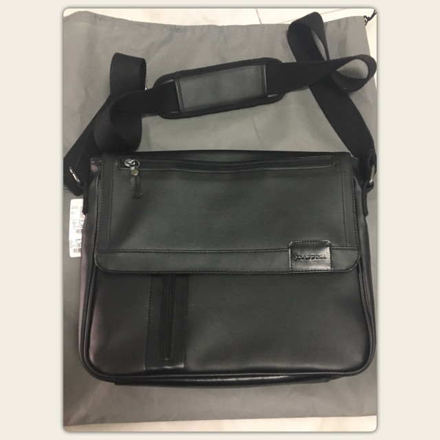 กระเป๋าหนังสะพายข้างผู้ชาย Dapper แท้ ป้ายห้อย