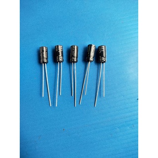 C.คอนเดนเซอร์ 0.33 uF 50 V (ราคาตัวละ 15 บาท)