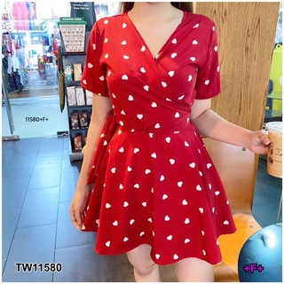 👗Pfashion [ส่งไว!!🚛] P11580 เดรสผูกเอวไขว้ลายหัวใจ Heart-length crossover waist dress