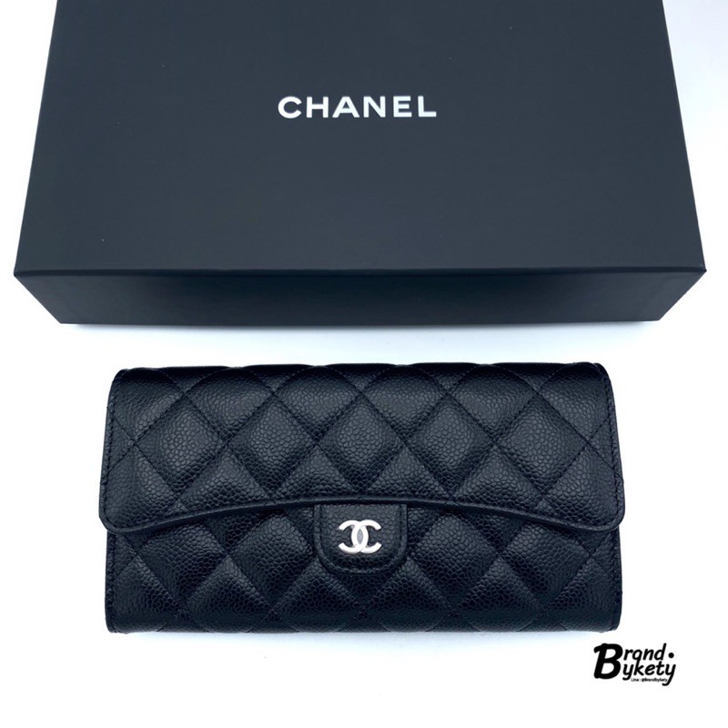 New Chanel sarah wallet SHW holo30