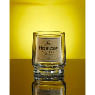 แก้วตัดจากขวด Hennessy VSOP สวยหรู