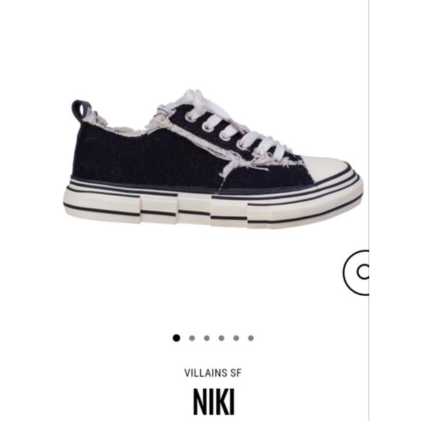 รองเท้าผ้าใบสีดำ Villains SF