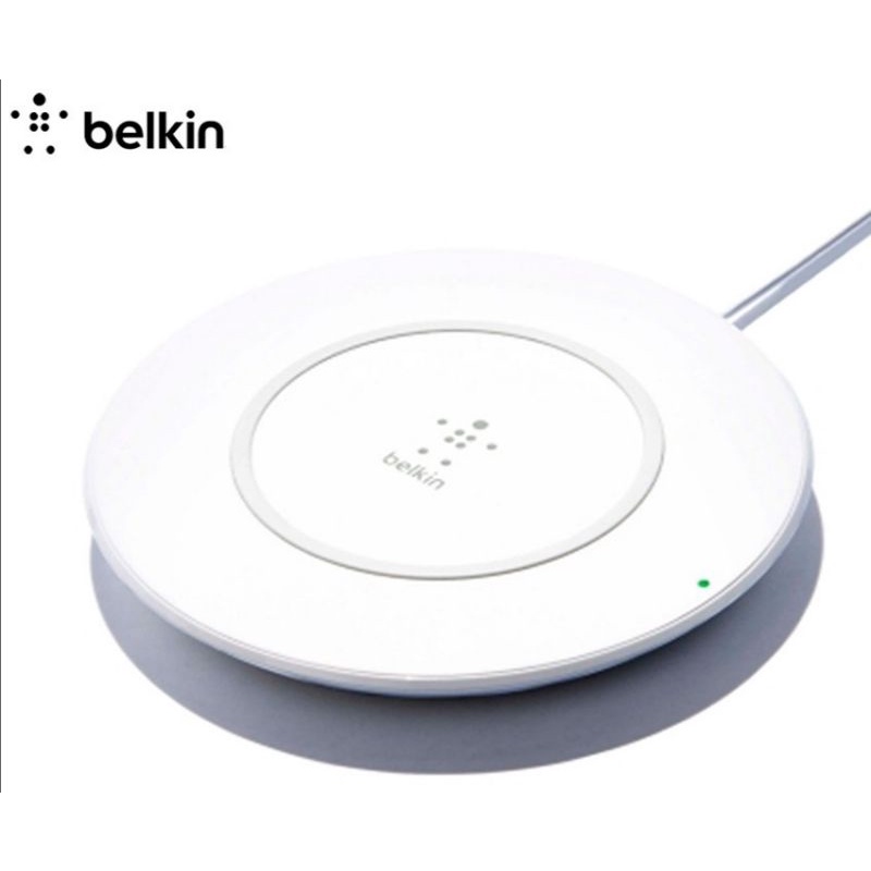 แผ่นชาร์จไร้สาย Belkin Boost Up สําหรับ iPhone X/8/8 Plus F7U027drWHT