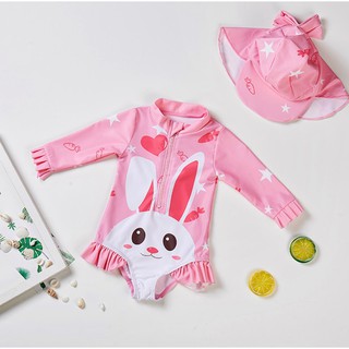 ชุดว่ายน้ำเด็กผู้หญิงวันพีชสีชมพู่ ลายกระต่าย รุ่น Pink Rabbit พร้อมหมวกมีผ้าคลุมบังแดด (1 set ---&gt; ชุด+หมวก) #195