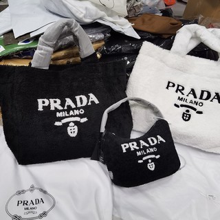 ใหม่ ไม่มีกล่อง - Pra 2021 หูหิ้วไนล่อน พิมพ์ลายโลโก้ ขนาด 16*40*34 ซม.