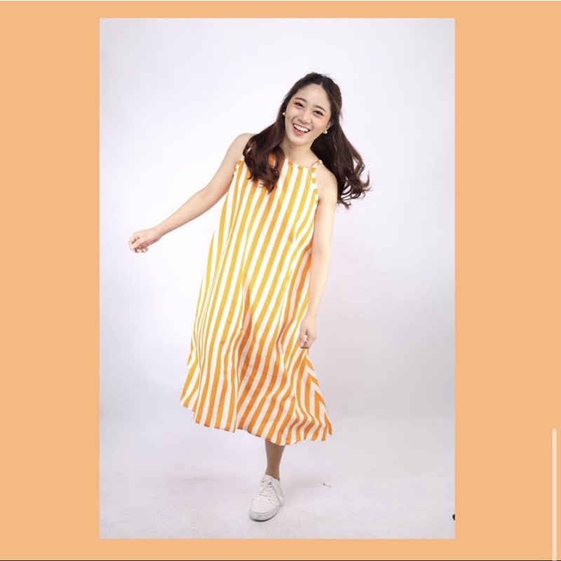 เดรสมือสอง omeletstudio.th รุ่น egg benedict “omelet signature”