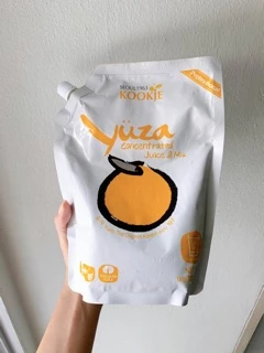 ยูสุ เข้มข้น YUZU concentrated จากเกาหลี น้ำส้มยูสุ Yuza Kookje หัวเชื้อส้มยูสุแท้ น้ำผลไม้เข้มข้น yuzu syrup ขนาด 1 Kg.